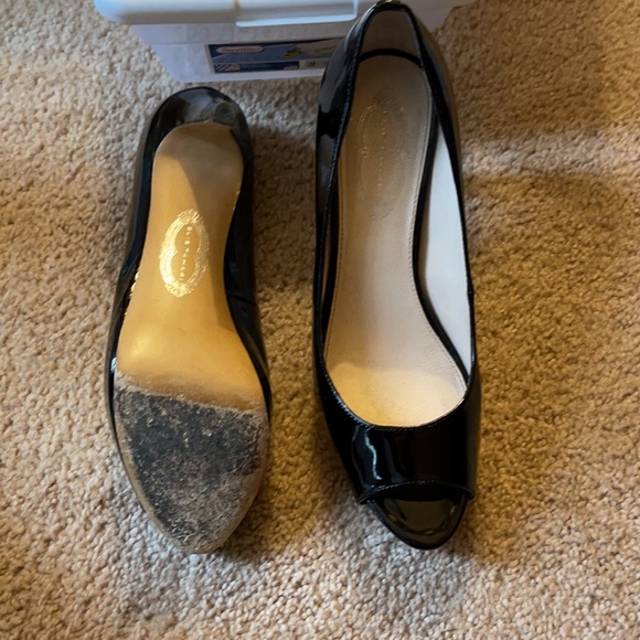 Black patent heels - Picture 4 of 6